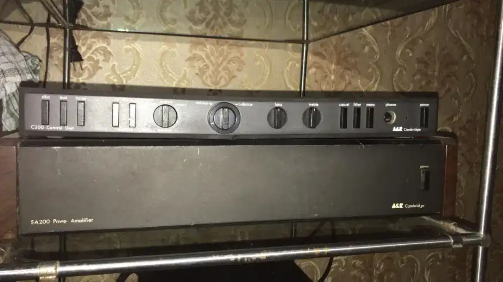 Preamp A&R Cambridge c200 +power SA200