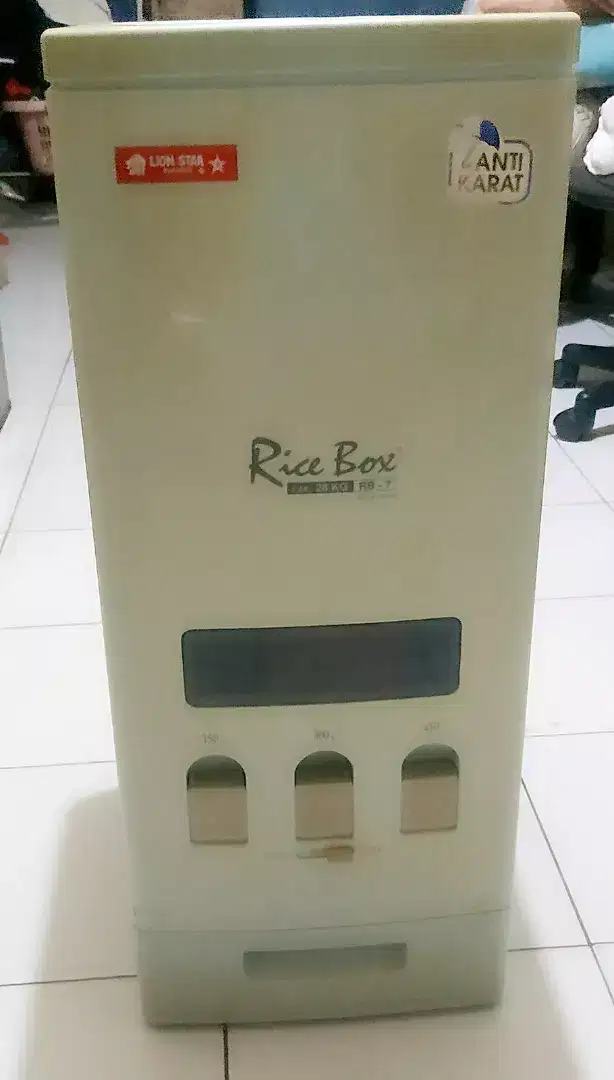 Dijual Rice Box tempat beras merek Lion  Star