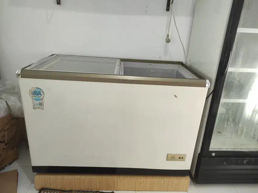 Freezer RSA 288L