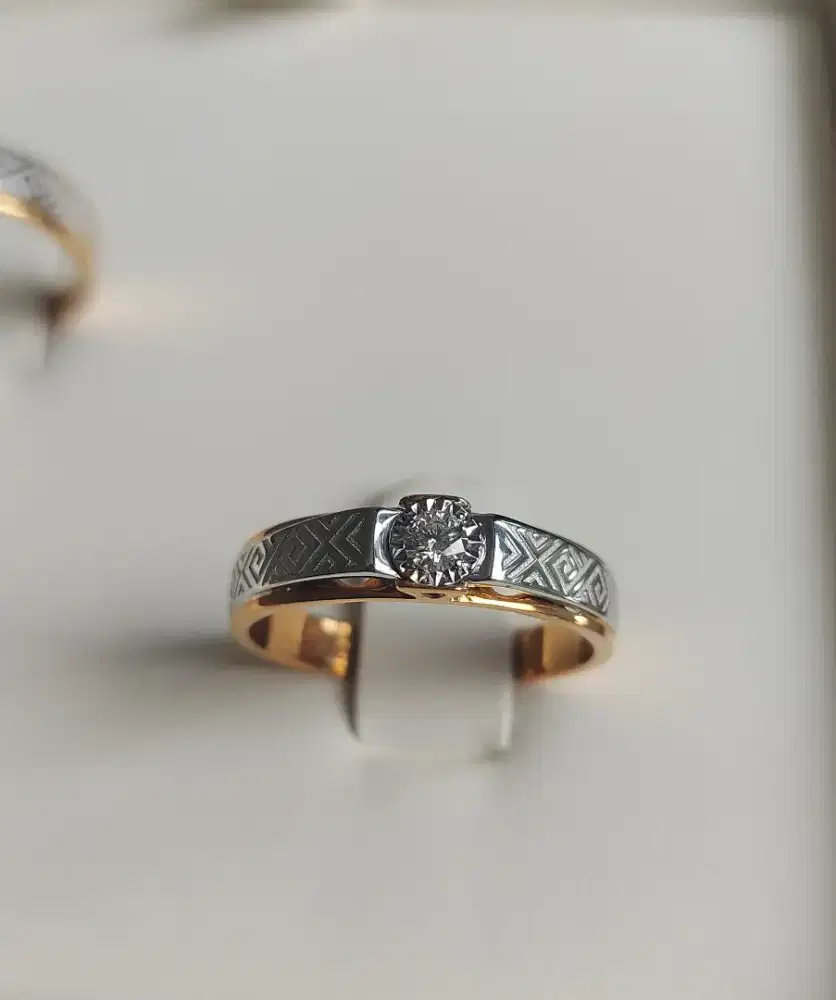 Diamond Ring Unik Limited Edition