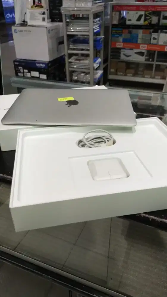 BELI LAPTOP MACBOOK PRO/AIR, IPHONE, IPAD