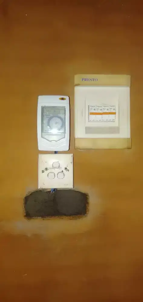 Tukang listrik area Bali