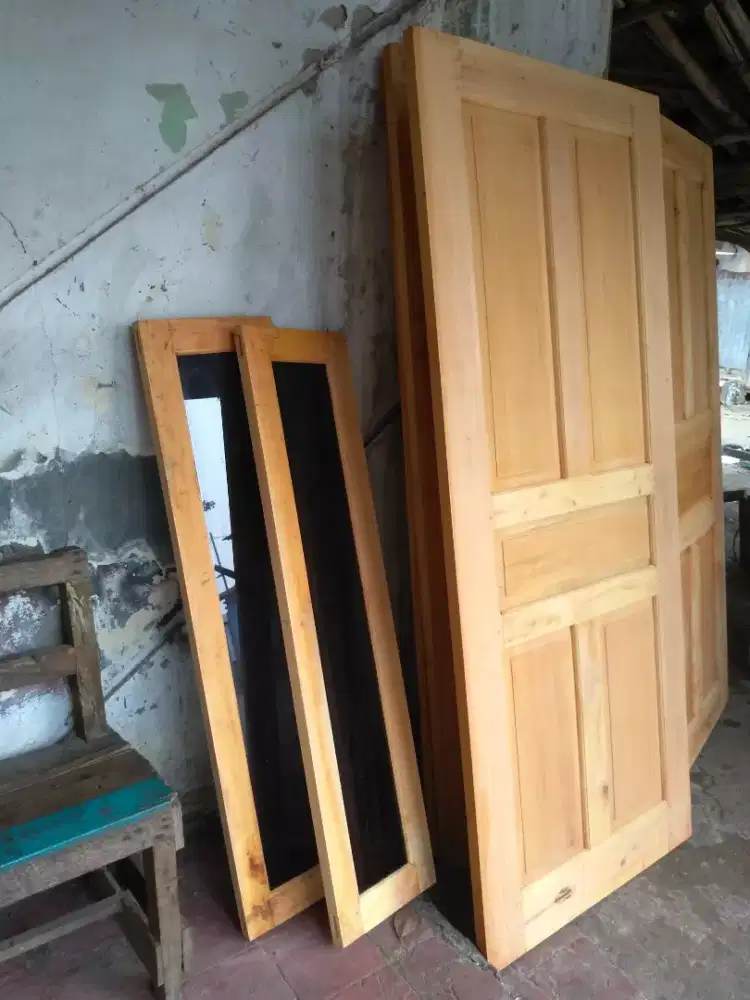 Jual pintu kusen kayu murah dan bagus bagus