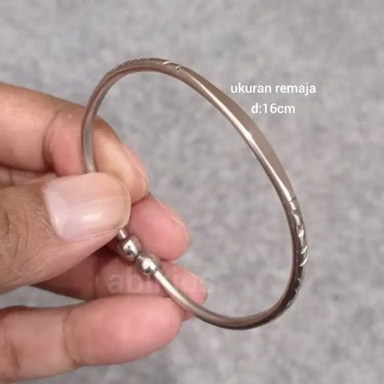 Gelang tangan tribusono monel mondial pipih atas wanita or pria gl81