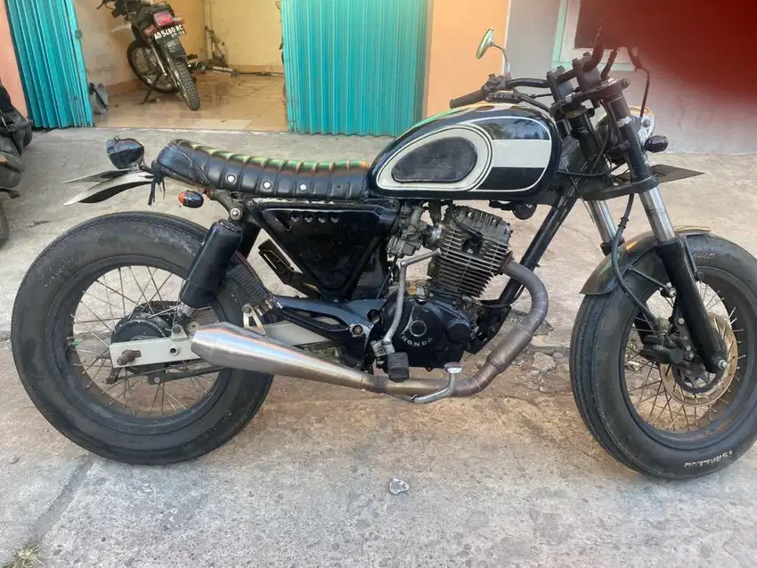Honda GL Custom