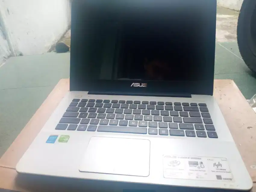 Siap nampung laptop bekas semua kondisi
