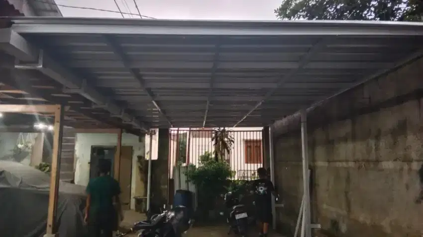 Jasa pemasangan kanopi dan rangka atap baja ringan