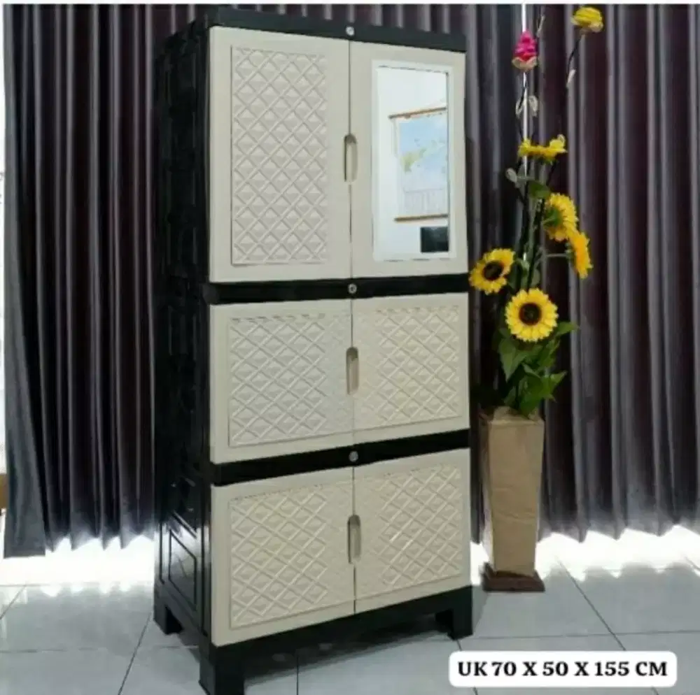 LEMARI BESAR UK 70 X 50 X 155 CM ADA KACANYA TERLARIS BISA KIRIM