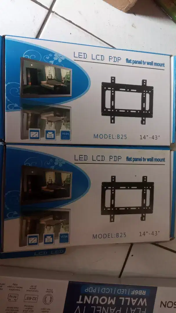 Breket/bracket tv led 19-43