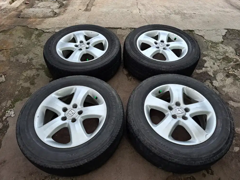Velg mobil crv r17 bisa tt