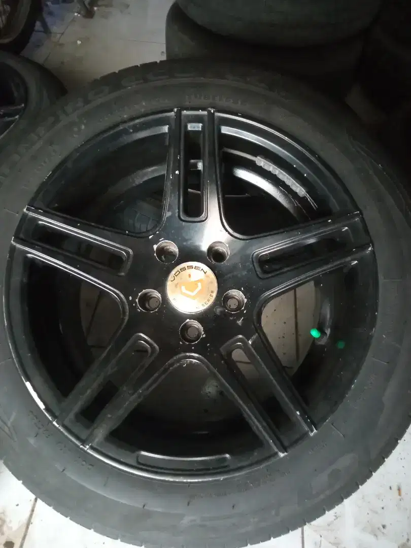 Velg Vossen kondisi bagus R16 lobang 5