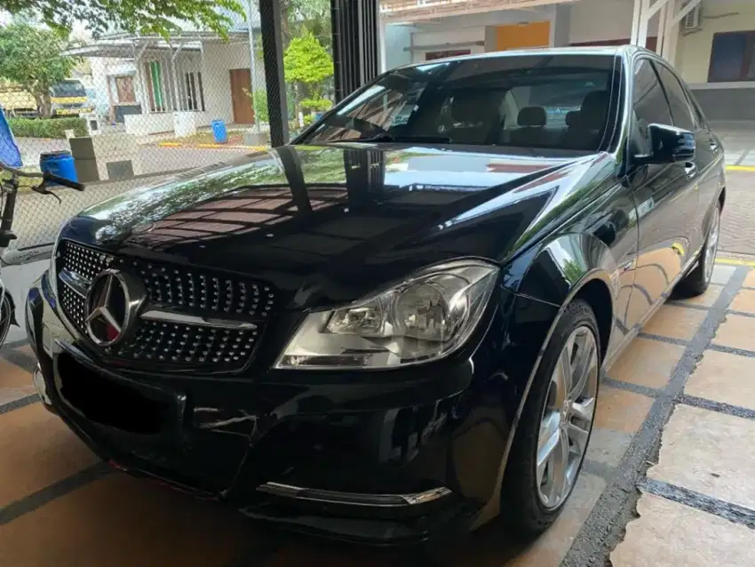Mercedez Benz C200 W204 CGI Nik 2011 pemakaian 2012 Matic