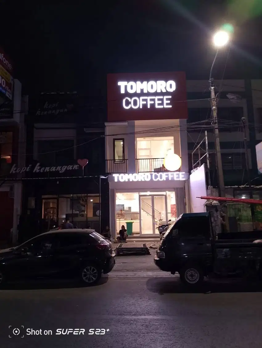 Huruf timbul//papan nama//neon box//reklame//acrylic murah