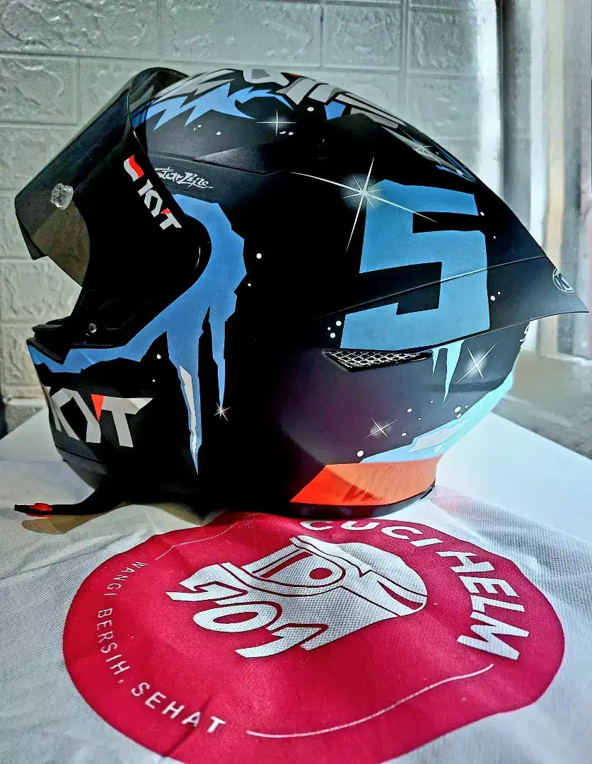Helm full face  KYT tt course Jaume Masia Winter Test (L)