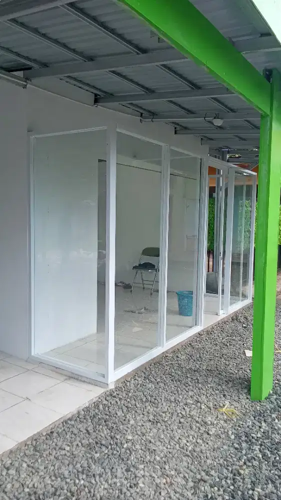 bikin paartisi almanium kaca