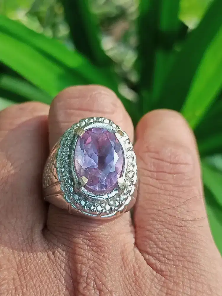 Natural batu Amethyse atau Kecubung Ungu Asihan