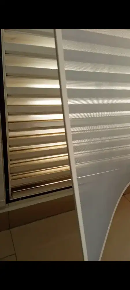 Terima pemasangan kawat nyamuk magnet untuk pintu dan jendela