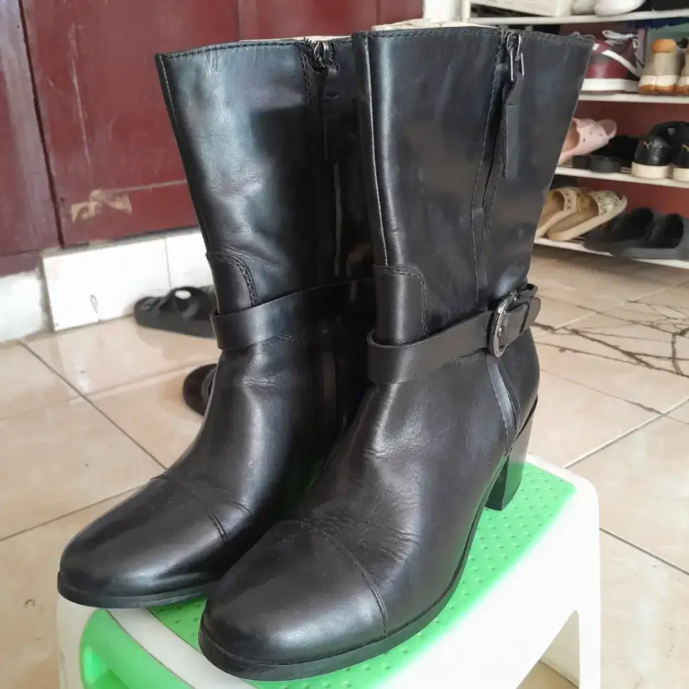 Sepatu boot perempuan rotelli full leather size 38