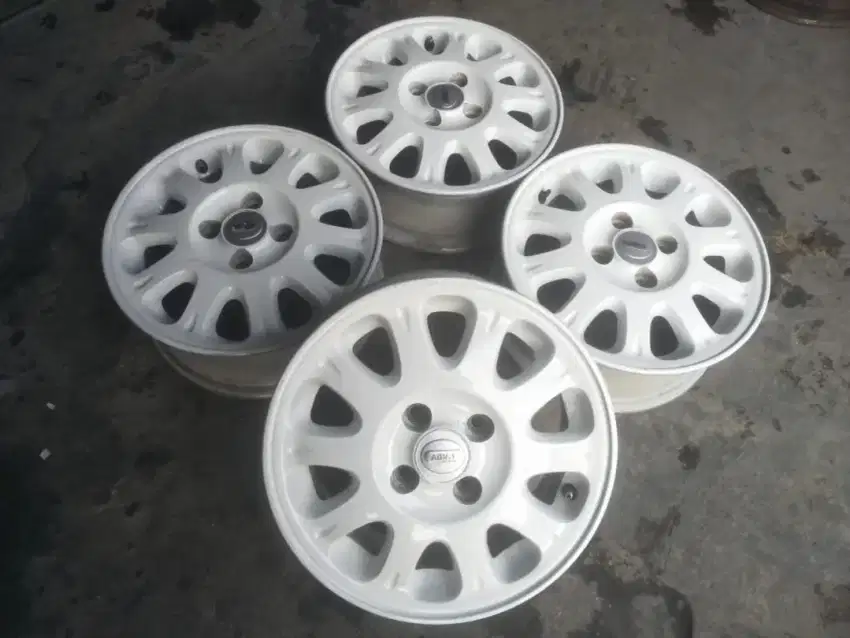 4 Pcs Velg Copotan Honda Brio Ring 14x5,5 PCD 4x100