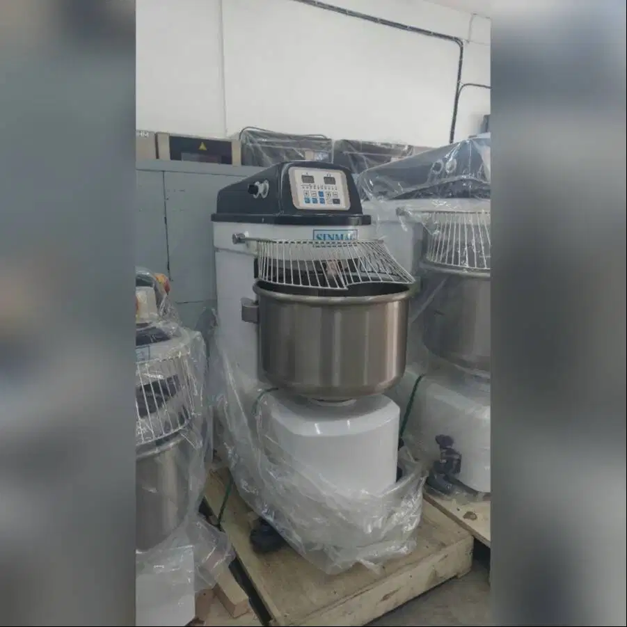 Spiral Mixer SINMAG / Kapasitas max 12,5 kg tepung / Sm2-25