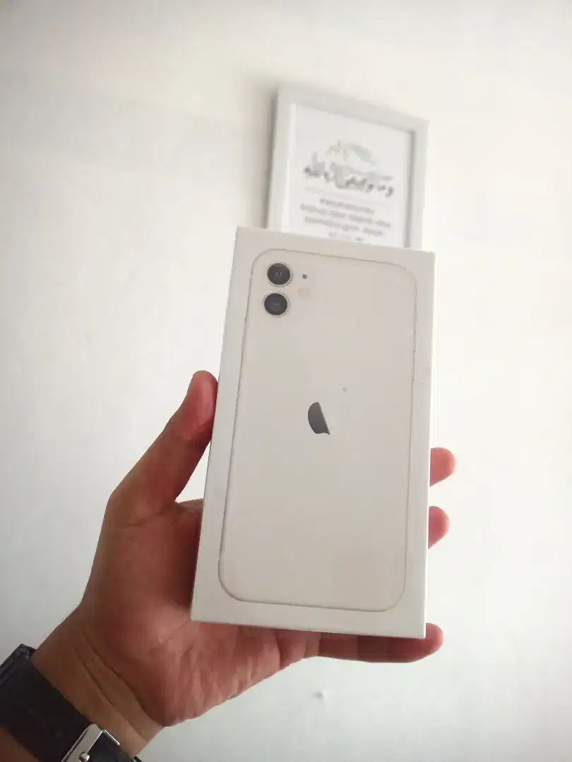 Iphone 11 128gb ex IBOX TANPA DP