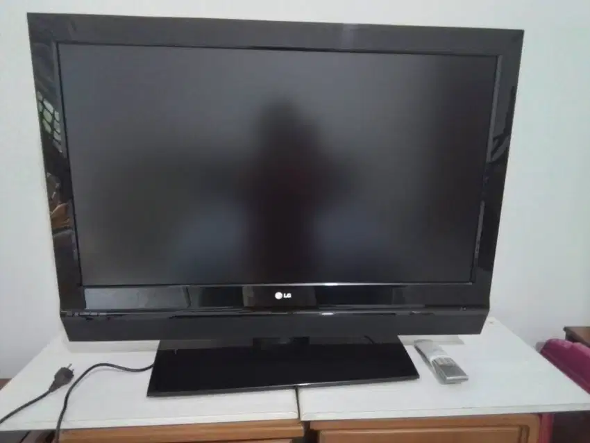 TV LG Analog 42 Inci