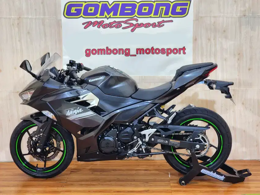 KAWASAKI NINJA 250 FI LED 2021 . NINJA 4 TAK gress