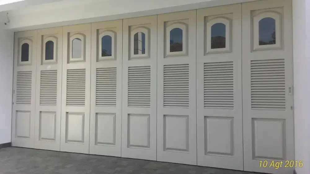 PINTU GARASI HENDERSON EKONOMIS BERKUALITAS SNI