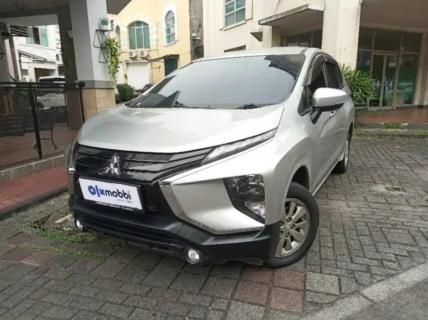 like new - MITSUBISHI XPANDER 1.5 GLS BENSIN M/T 2018 SILVER