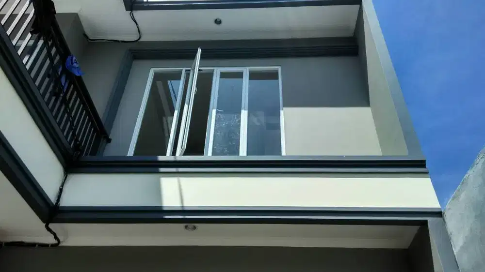 JENDELA ALUMINIUM & KACA