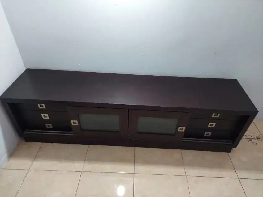 Meja Laci TV  Kayu Ruang Keluarga Like New