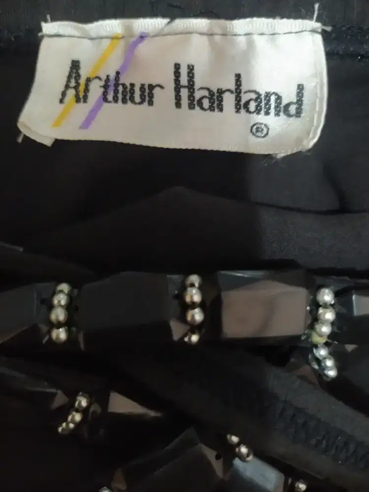 Strecth Dress hitam Arthur Harland.