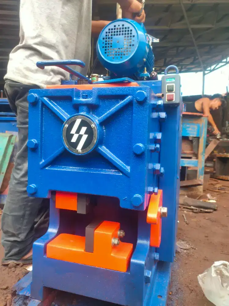 Bar Bender Dan Bar Cutter 25Mm Ulir