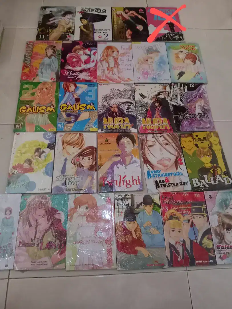 Package of 51 pcs Sealed Manga + 8 pcs Unsealed Manga
Total: 63 pcs