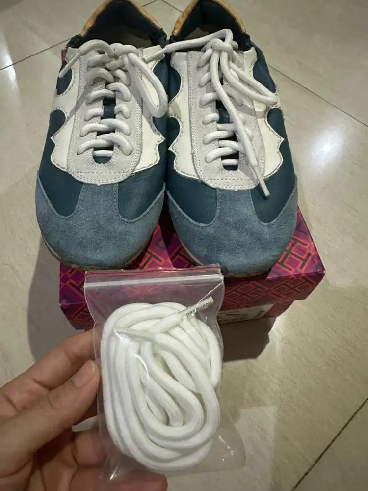 PRELOVED SEPATU WANITA TORY BURCH SNEAKER LEATHER