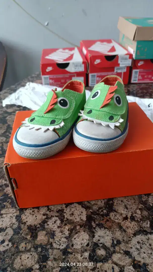 Sepatu Anak Mothercare size 21