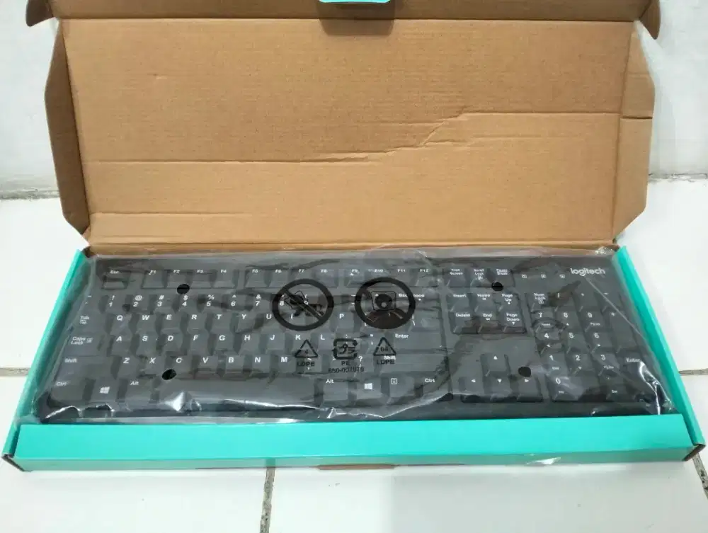 Keyboard komputer baru