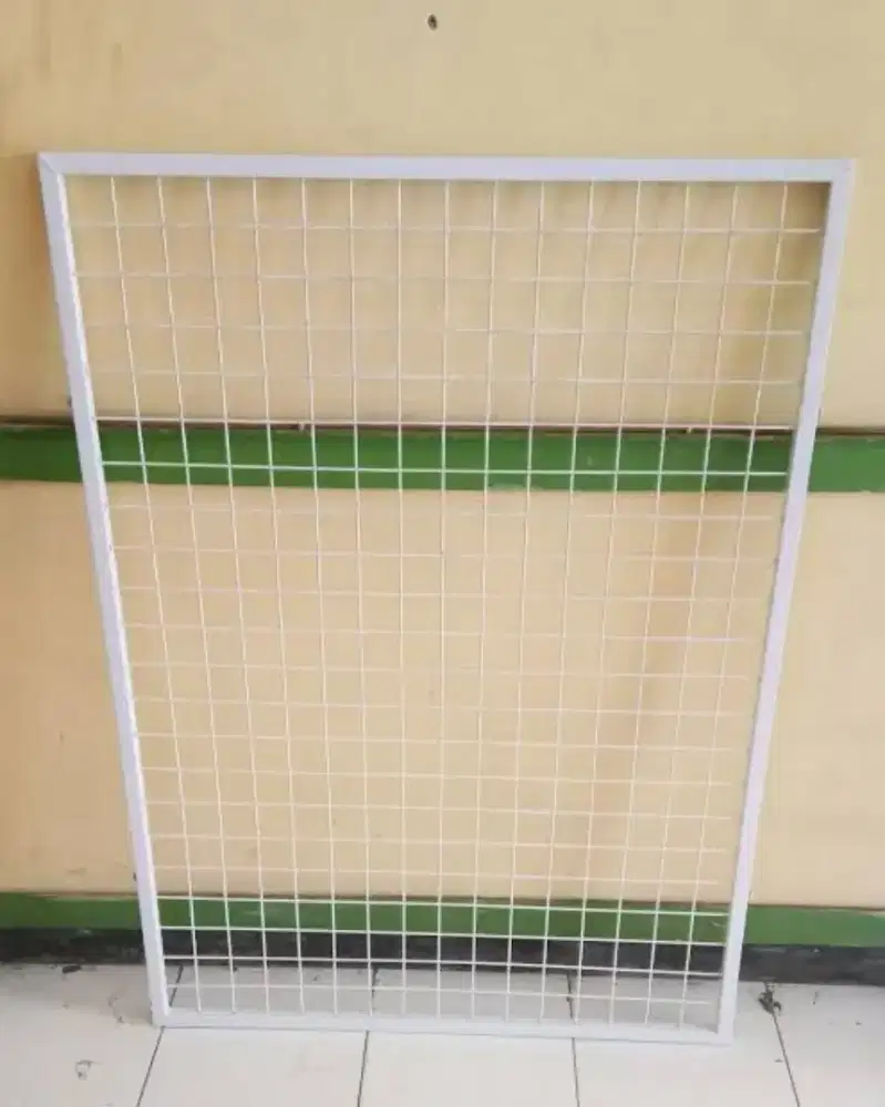 Ram kawat display  80x120