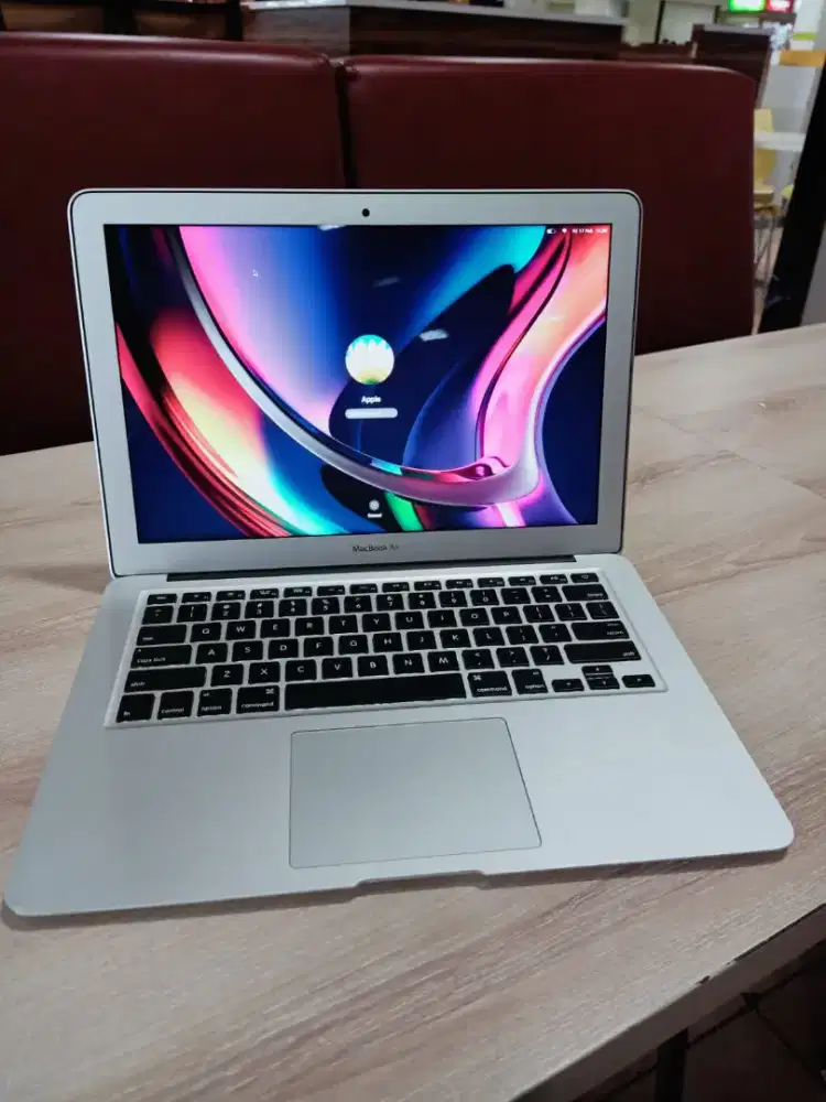 Jual macbook agan d sini aja siap beli harga tinggi