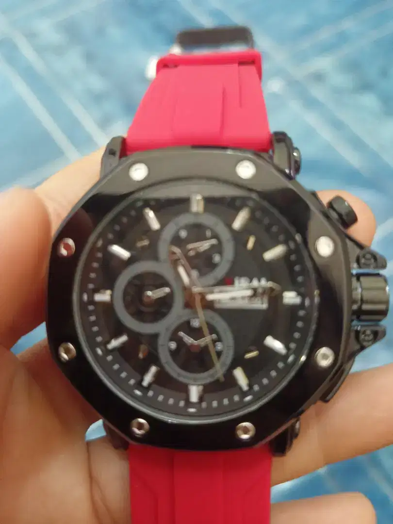 Jam tangan pria keren no minus