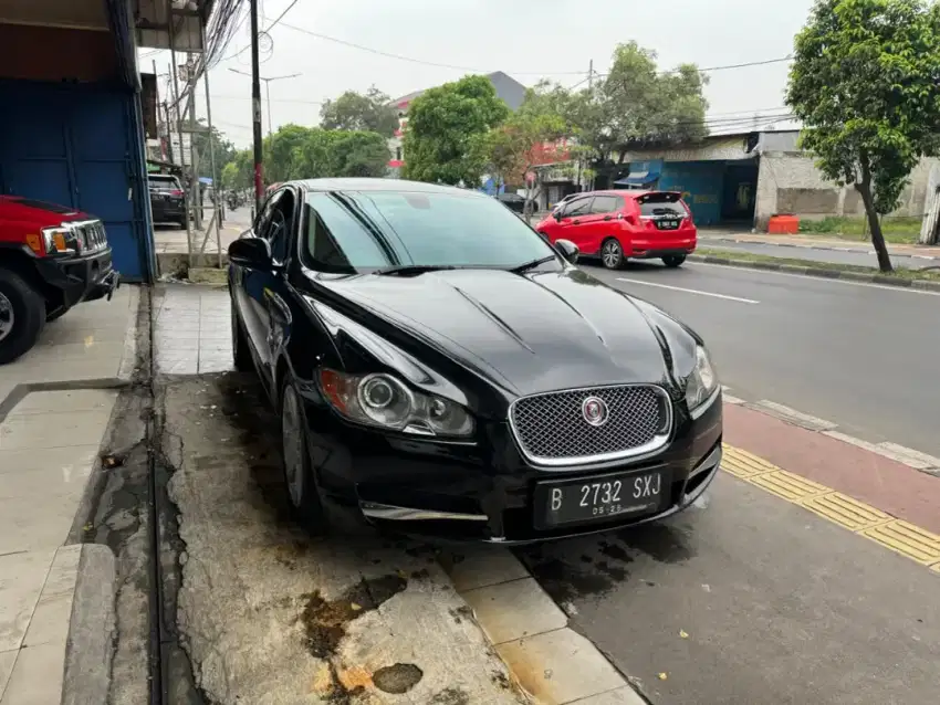 Jaguar XF th 2011 AT sunroof no mallfunction