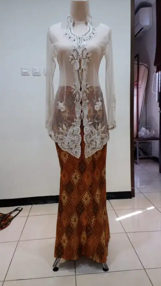DIJUAL Kebaya Modern