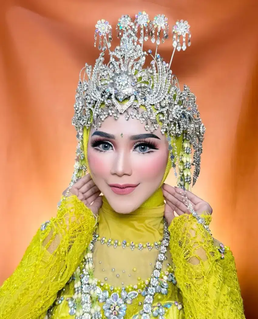 Jasa Rias Makeup & dekorasi MUA