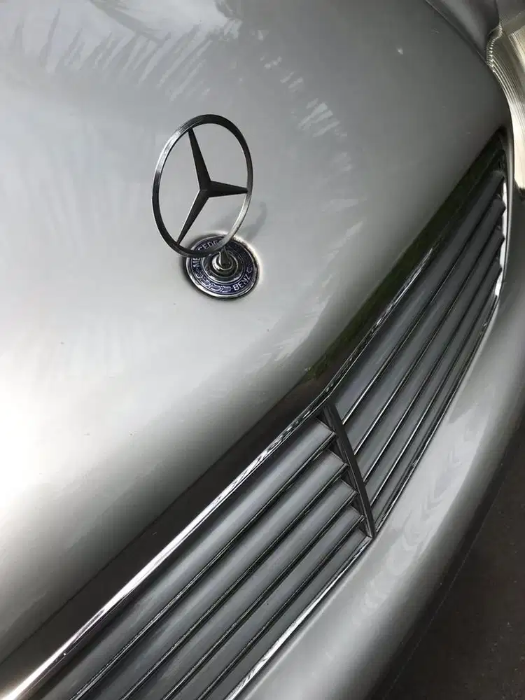 Dijual mercedes benz C180 at
