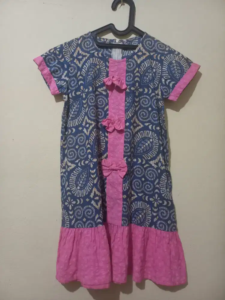 Dijual dress batik anak usia 5 s/d 6 tahun