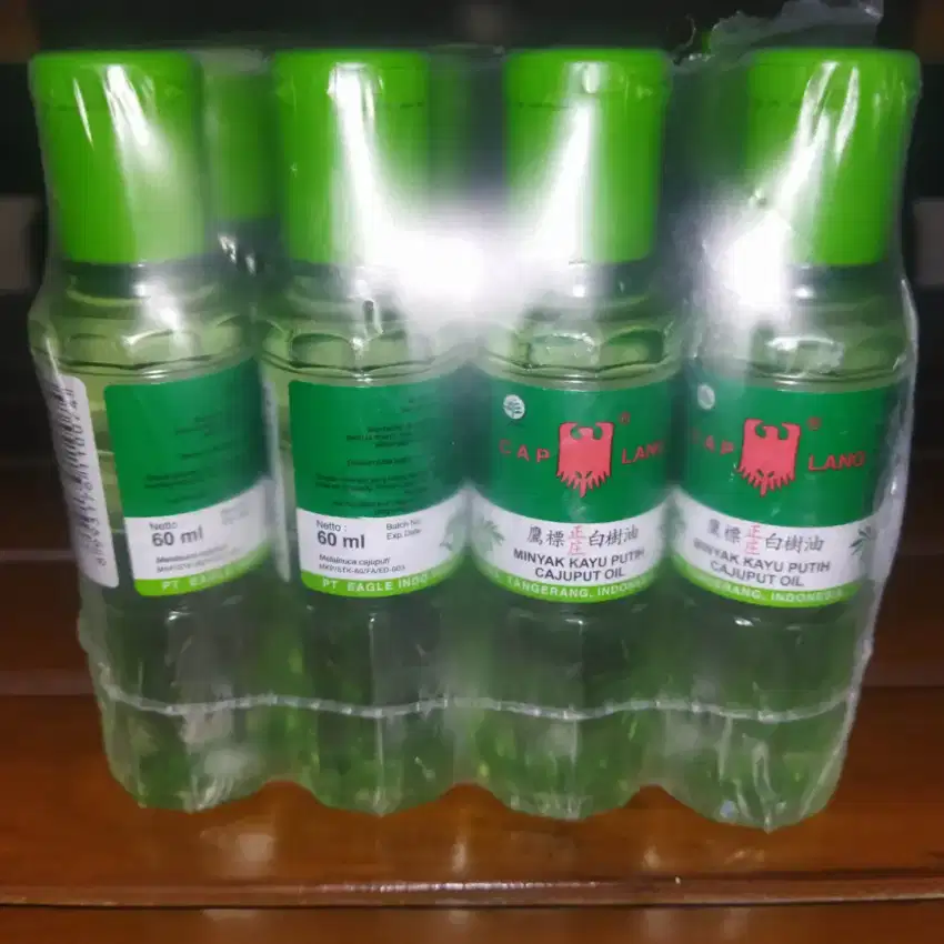Minyak kayu putih cap lang 60 mL