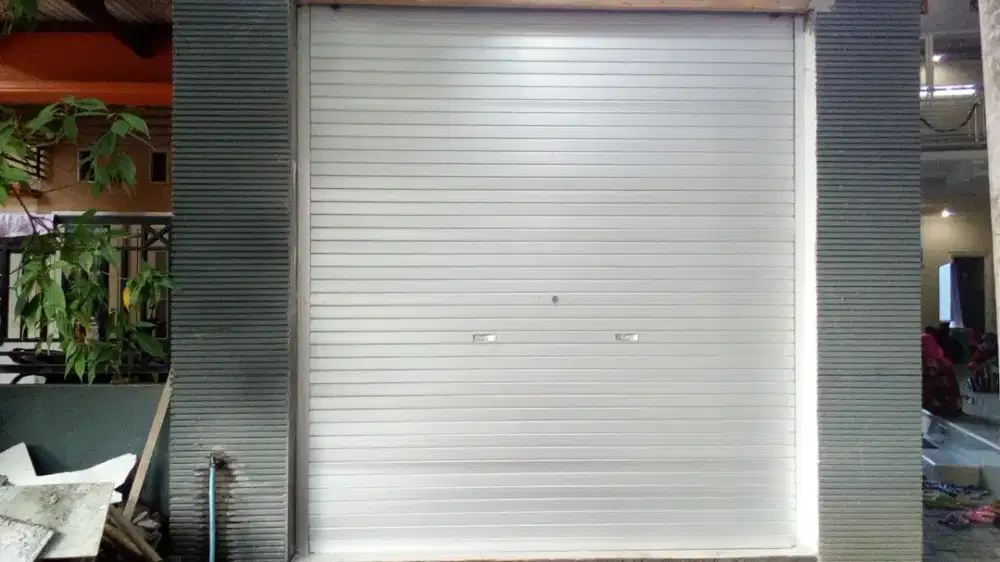 Rolling door almunium