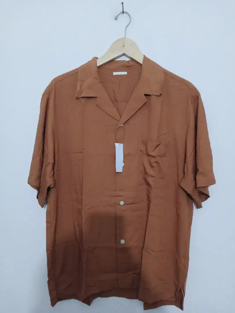 Kemeja Open Colar GU