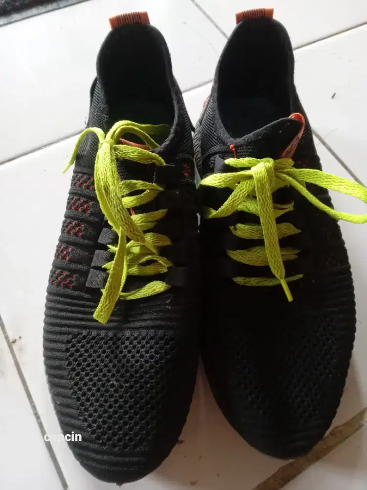 Sepatu kets ok siap jogging