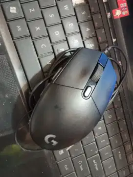 Mouse gaming Logitech g102